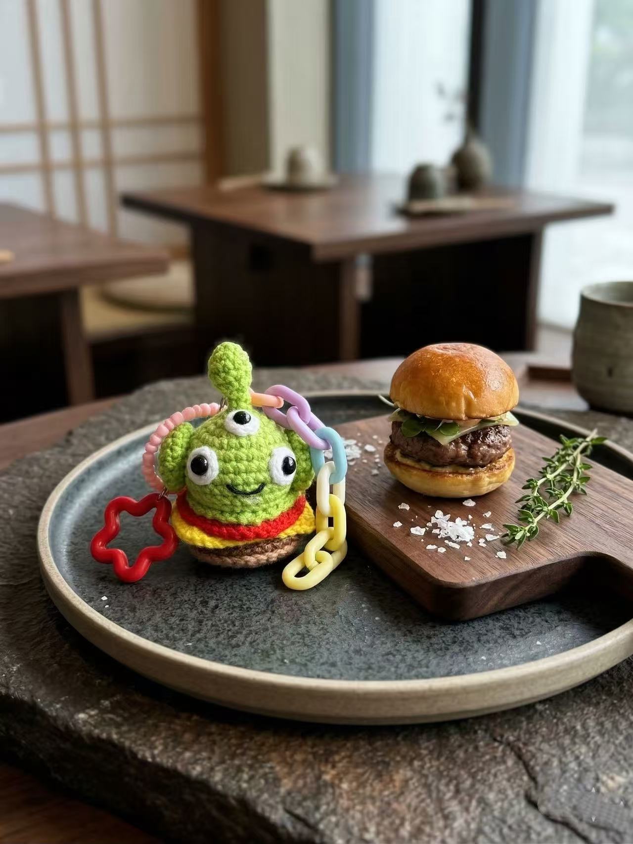 Crocheted Three-Eyed Alien Burger Keychain, Amigurumi Food Bag Charm, Kawaii Plush Backpack Accessory