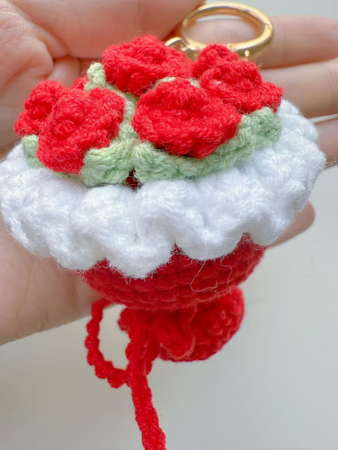 Hand-Crocheted Rose Bouquet Keychain, Floral Bag Charm, Romantic Accessory